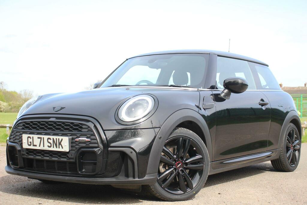 Mini Hatch 1.5 Cooper Sport Euro 6 Ss GL71SNK Black #3