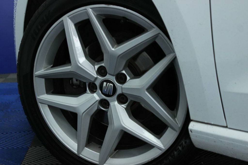 Seat Ibiza 1L Fr YH70HRN White #4