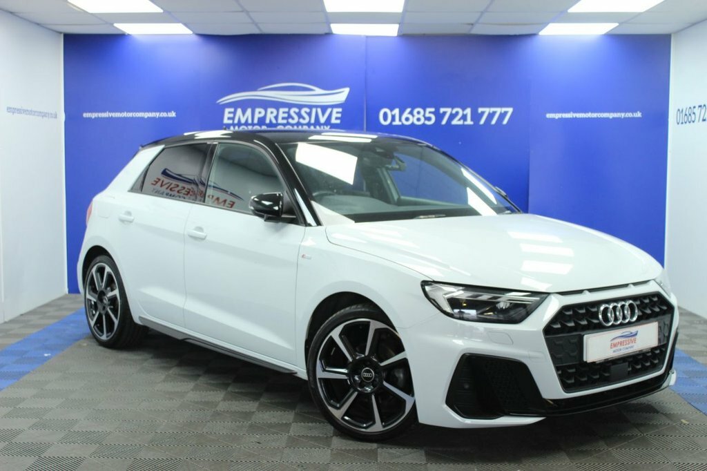 Audi A1 1L Black Edition HJ22VRW White #2