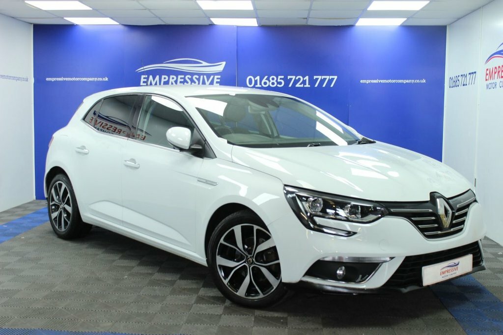 Renault Megane 1.5L Iconic White