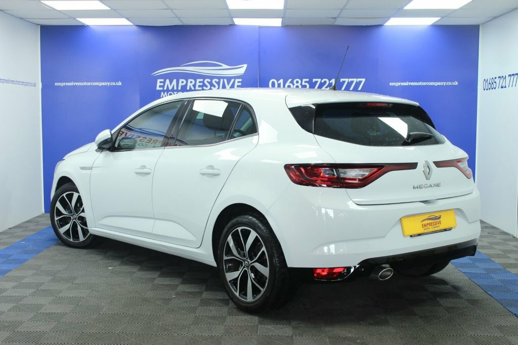 Renault Megane 1.5L Iconic FV69OZB White #2