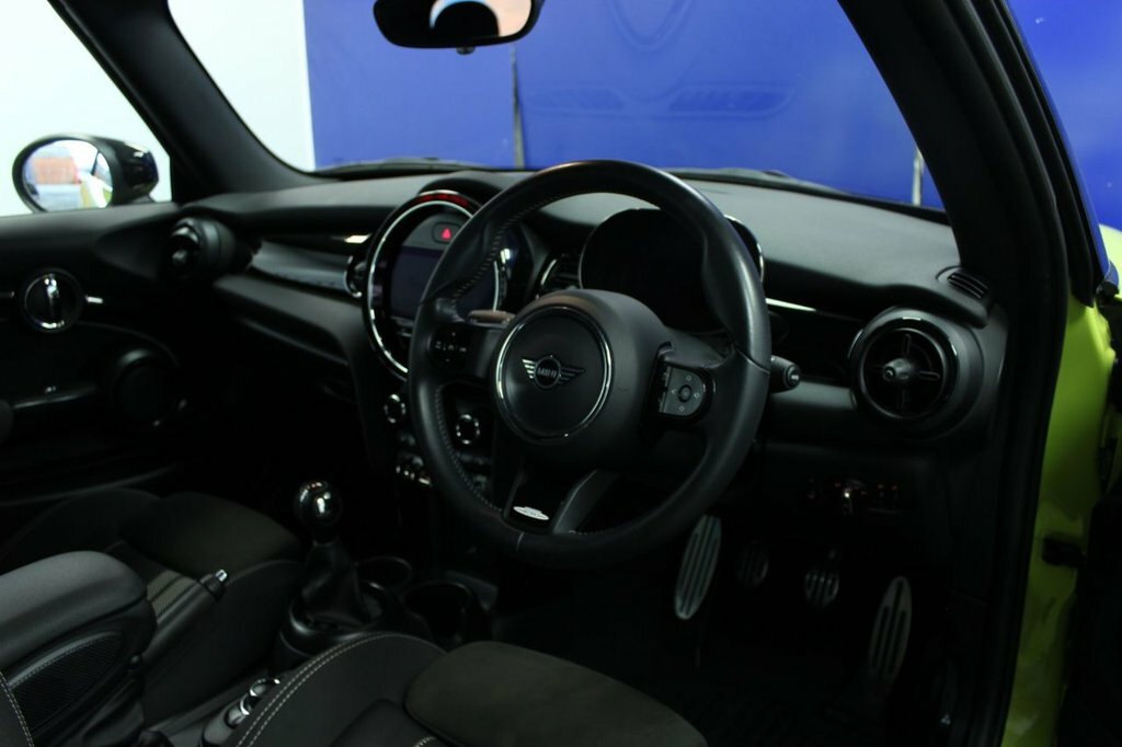 Mini Convertible 1.5L Cooper Sport SK21BLH Yellow #6