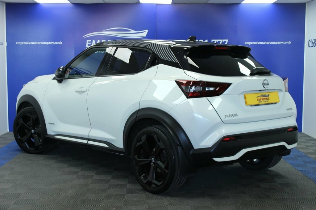 Nissan Juke 1.6L Premiere Edition CF22VJK White #2
