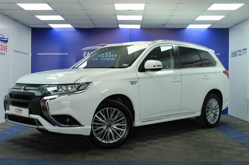 Mitsubishi Outlander 2.4L Juro DT19AMV White #5