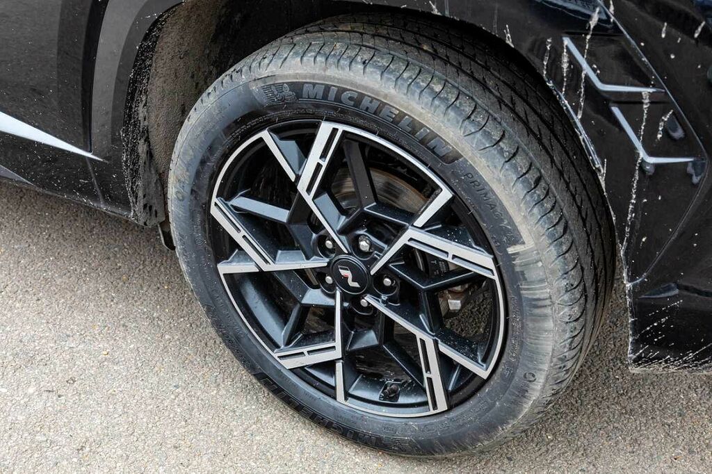 Hyundai Tucson 1.6T Hybrid N Line S EA25YDD Black #4