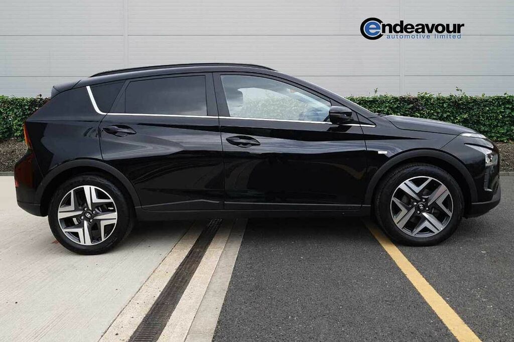 Hyundai Bayon 1.0 Tgdi 48V Mhev Premium Dct LL23NLX Black #4