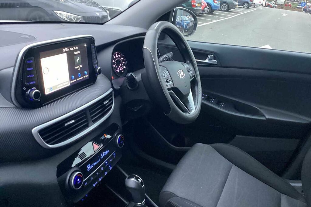 Hyundai Tucson Hybrid 1.6Crdi 136Ps Se Nav 48V Dct White #2