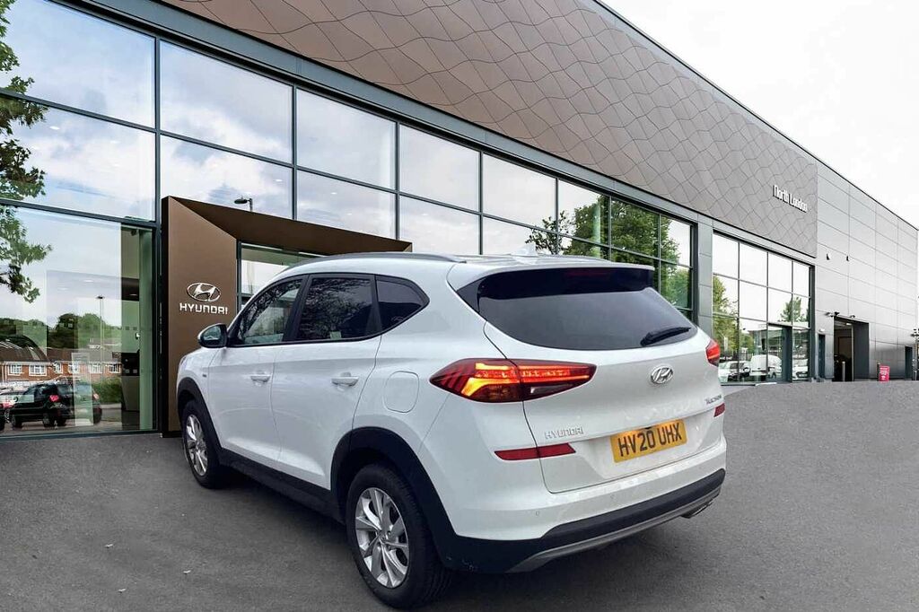 Hyundai Tucson Hybrid 1.6Crdi 136Ps Se Nav 48V Dct White #3