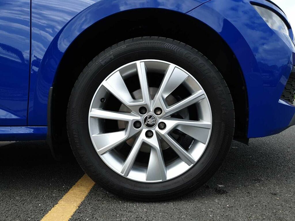 Skoda Kamiq 1.0 Tsi 110 Se Drive LV22OZG Blue #5