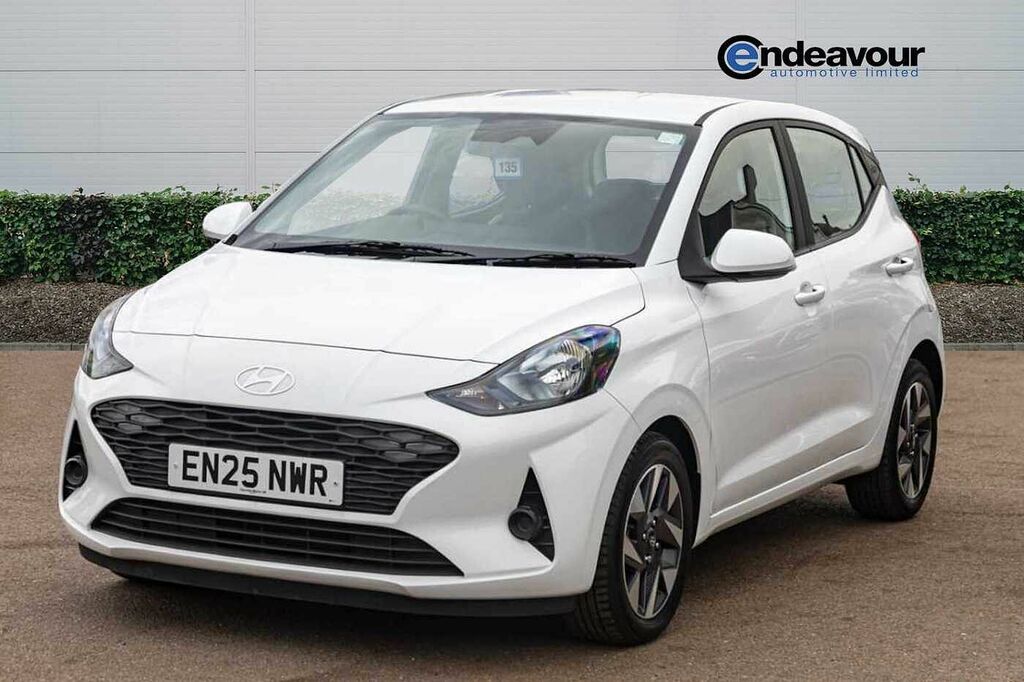 Hyundai I10 1.2 79 Advance Nav EN25NWR White #3