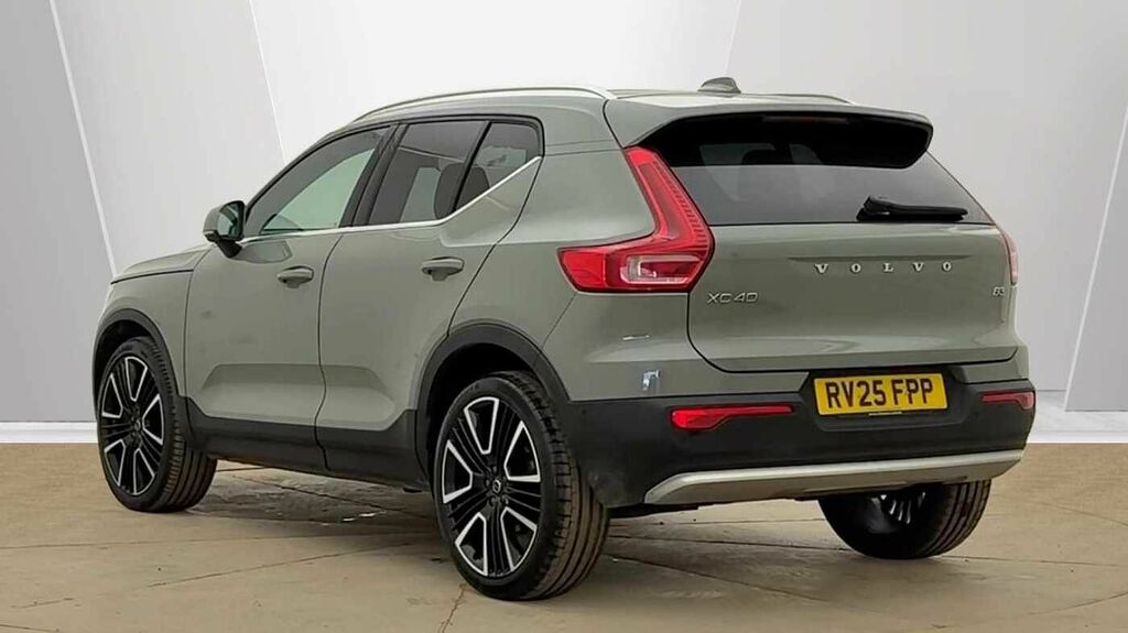 Volvo XC40 Ultra, B3 Mild Hybrid, Bright RV25FPP Green #3