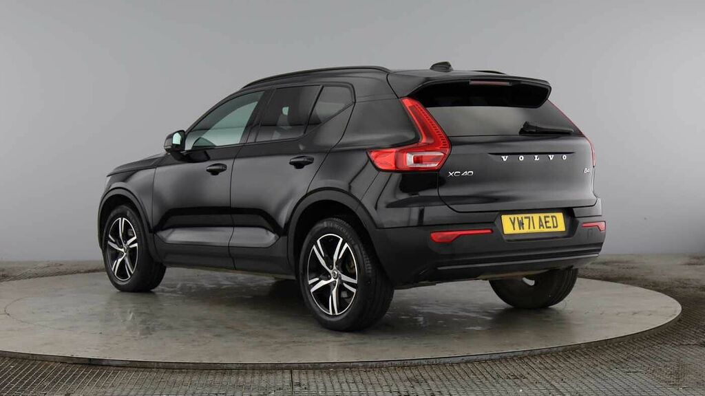 Volvo XC40 R-design, B4 Awd Mild Hybrid YW71AED Black #3