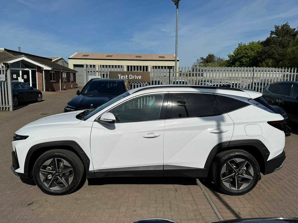 Hyundai Tucson 1.6T Premium EY26WMX White #4