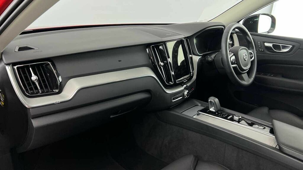 Volvo XC60 Plus, B4 Awd Mild Hybrid, Dark YJ72JHV Red #6
