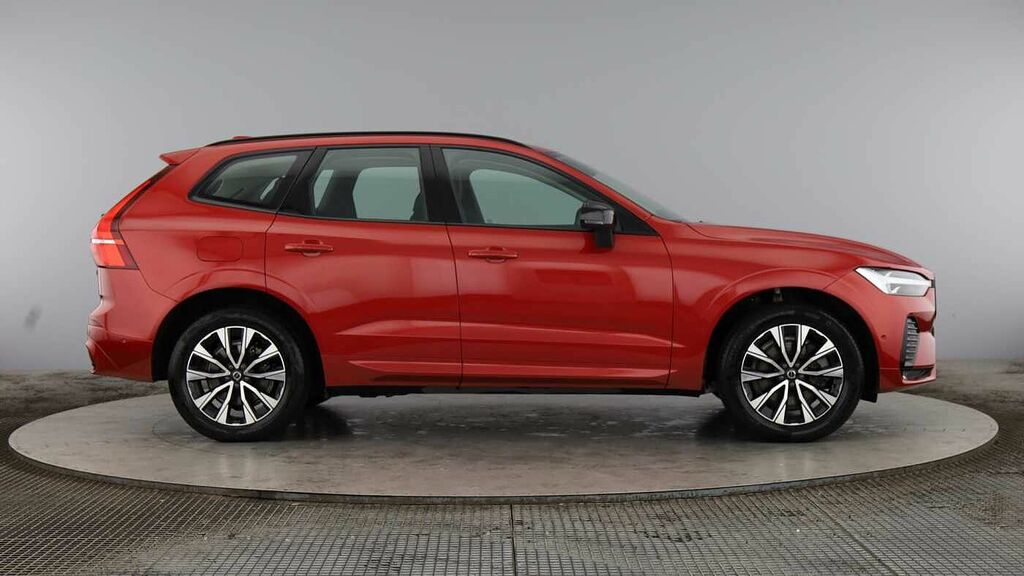 Volvo XC60 Plus, B4 Awd Mild Hybrid, Dark YJ72JHV Red #2