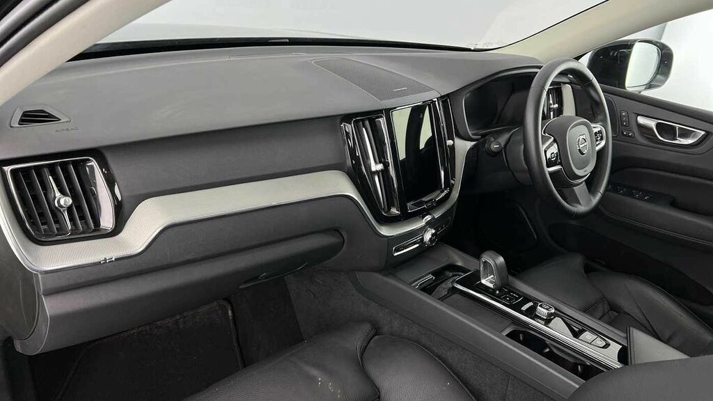 Volvo XC60 Plus, B4 Awd Mild Hybrid, Dark BK23KHL Black #6