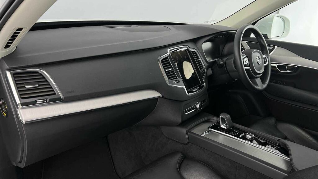 Volvo XC90 Momentum, B5 Awd Mild Hybrid, 7 Seats YH22HYJ White #6