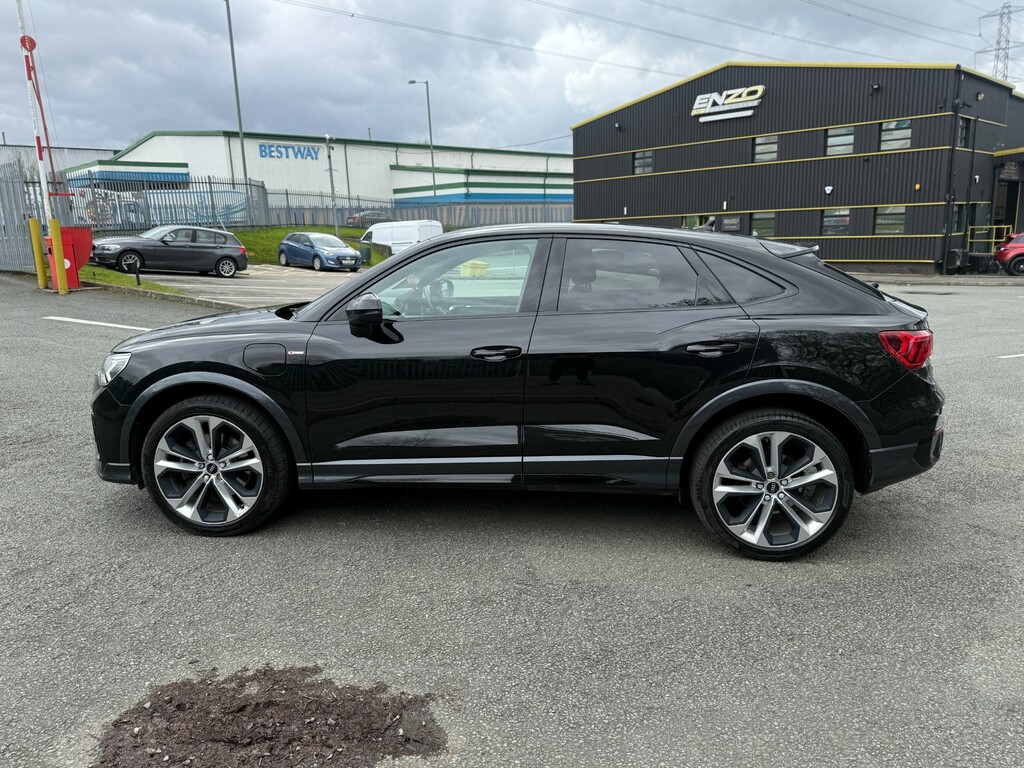 Audi Q3 1.4 Tfsie 45 Black Edition Sportback Pl YP71UFH #4