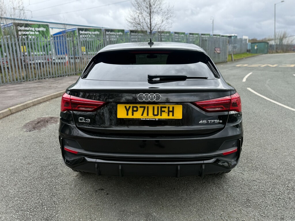 Audi Q3 1.4 Tfsie 45 Black Edition Sportback Pl YP71UFH #6