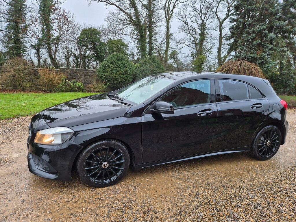 Mercedes-Benz A Class 2.1 A200d Amg Line 7G-dct Euro 6 Ss Black