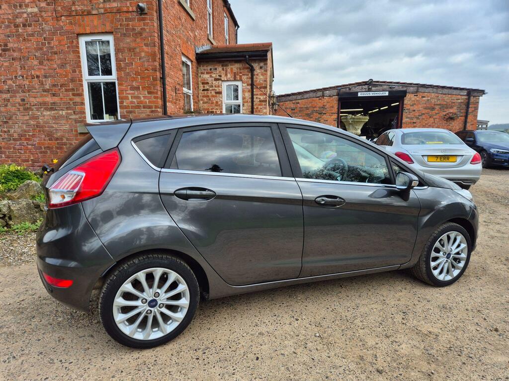 Ford Fiesta 1.0T Ecoboost Titanium X Euro 6 Ss EO66NSF Grey #4