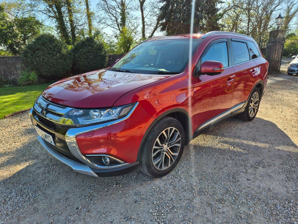 Mitsubishi Outlander 2.2 Di-d 4 4Wd Euro 6 SY68MVO Red #2