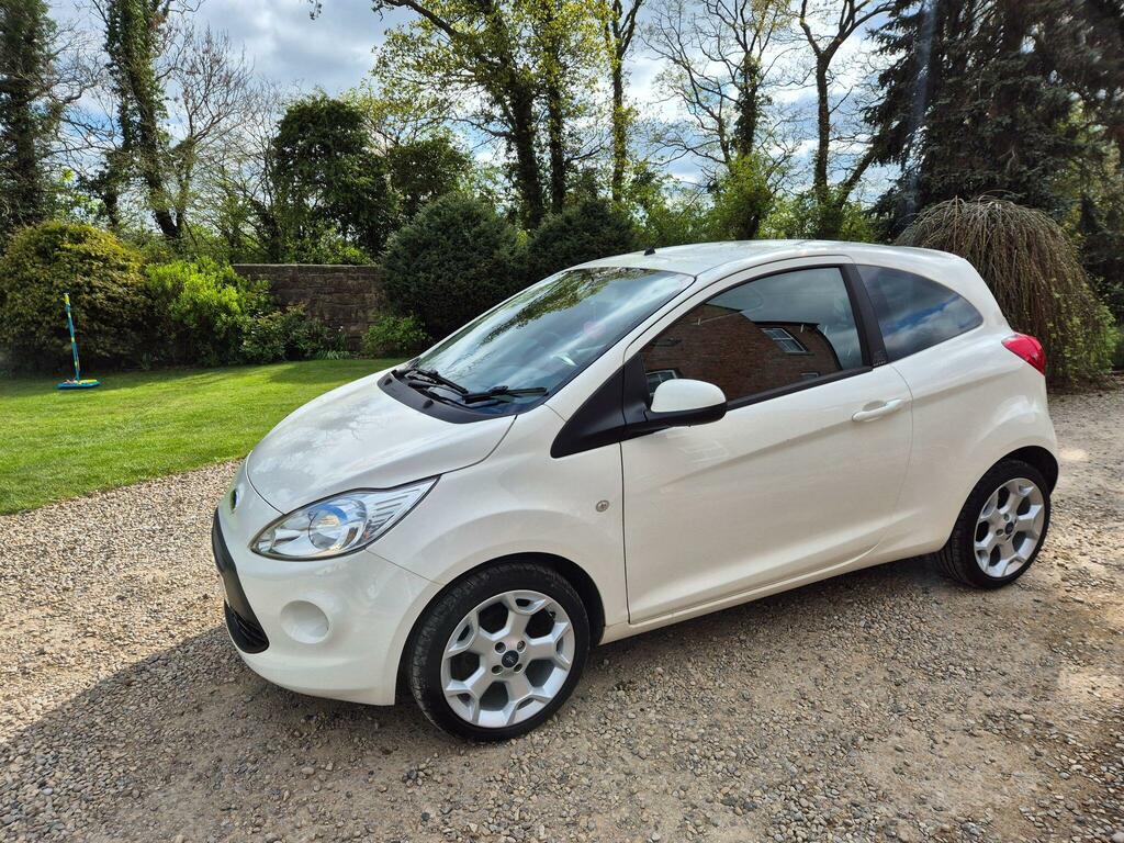 Ford KA 1.2 Zetec Euro 5 Ss White