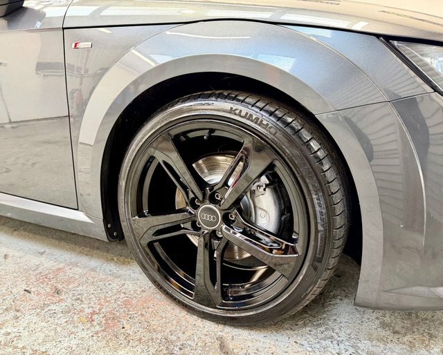 Audi TT 2017 1.8 Tfsi Black Edition Coupe Manua FL17NLM Grey #5
