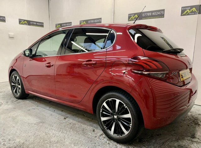 Peugeot 208 2019 1.2 Puretech Tech Edition Hatchback Petro SC68RBV Red #2