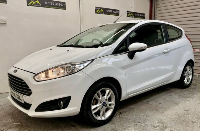 Ford Fiesta 2015 1.25 Zetec Hatchback Euro 5 BP64ZBL White #4