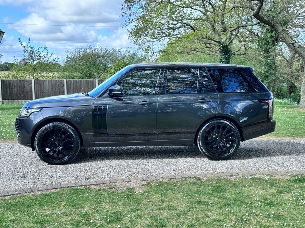 Land Rover Range Rover 3L Vogue Grey