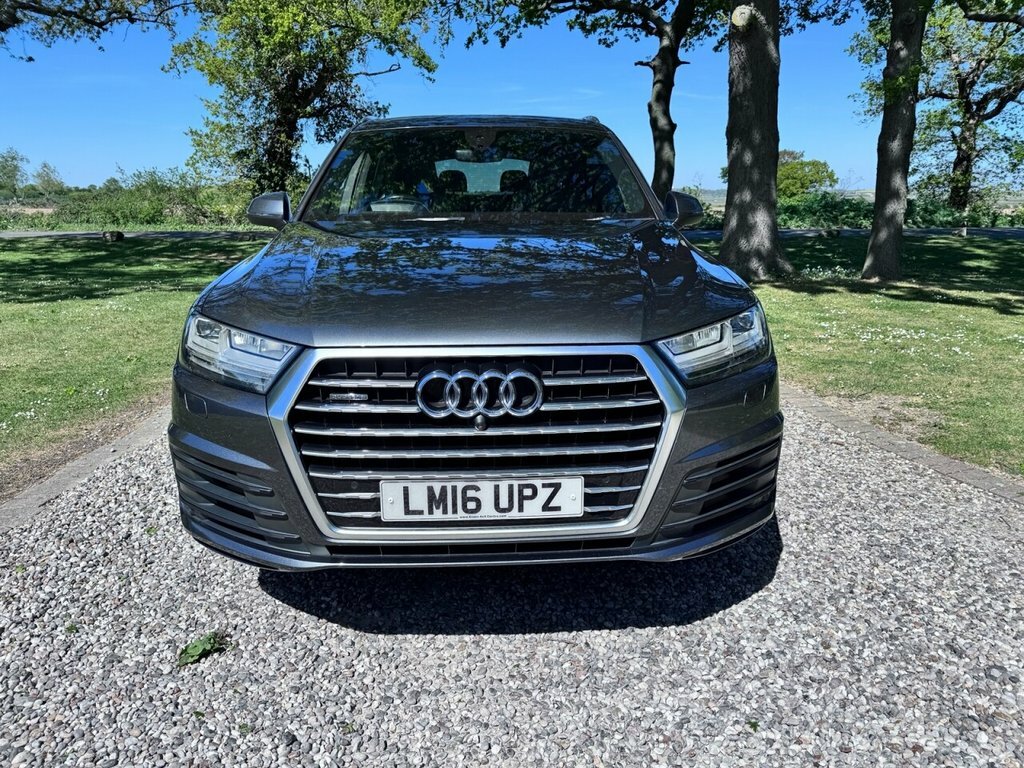 Audi Q7 3L S Line LM16UPZ Grey #2