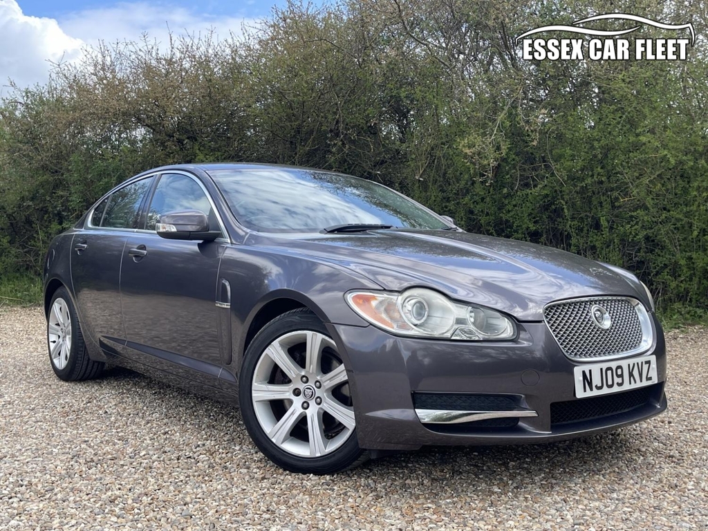 Jaguar XF Saloon 2.7 D V6 Luxury 200909 Grey