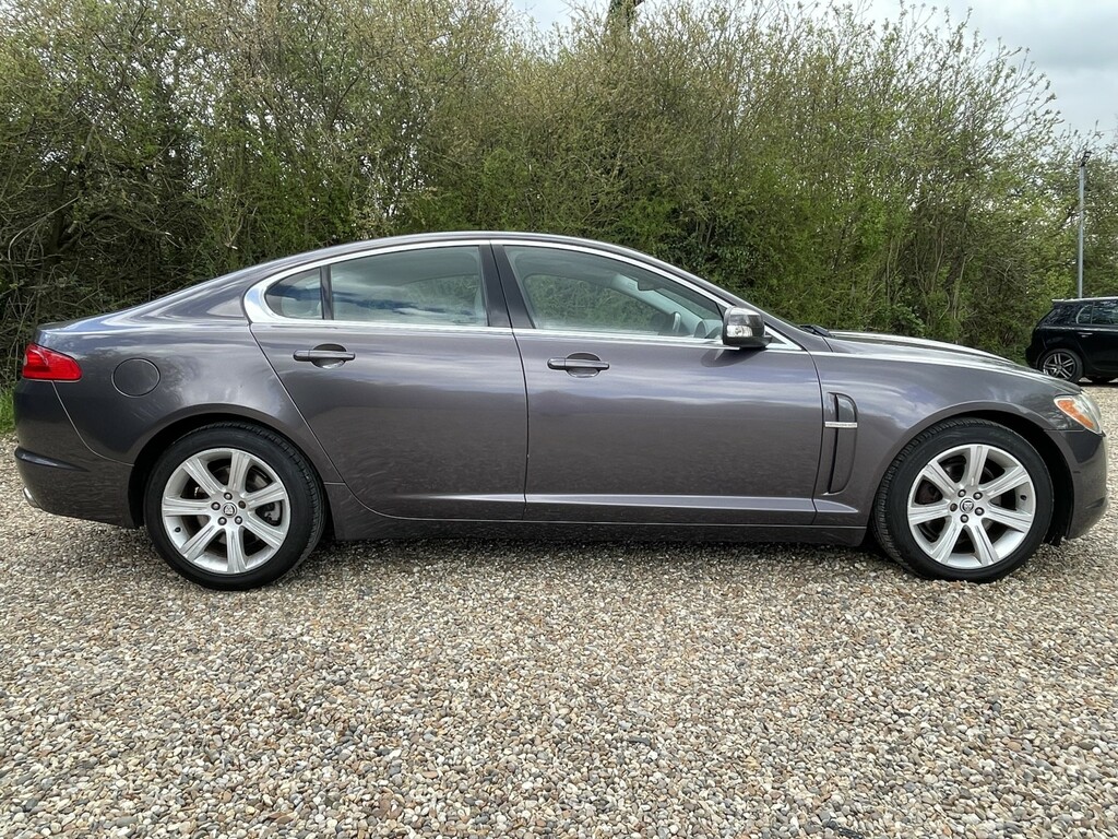 Jaguar XF Saloon 2.7 D V6 Luxury 200909 Grey #5