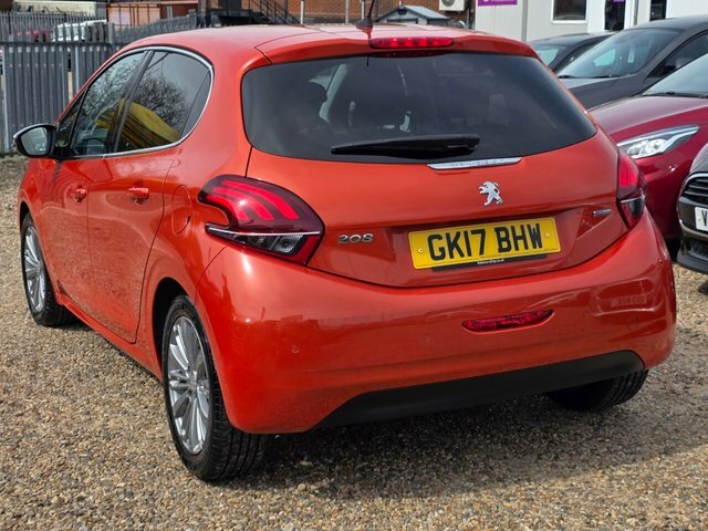 Peugeot 208 Puretech Allure Hatchback GK17BHW Orange #5