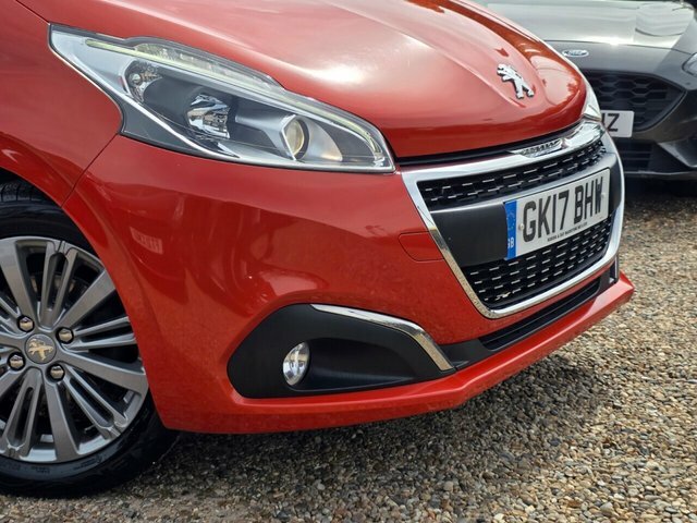 Peugeot 208 Puretech Allure Hatchback GK17BHW Orange #6