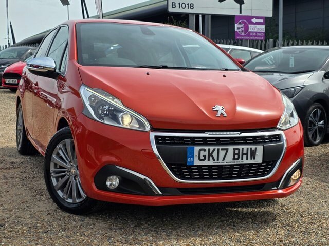 Peugeot 208 Puretech Allure Hatchback Orange