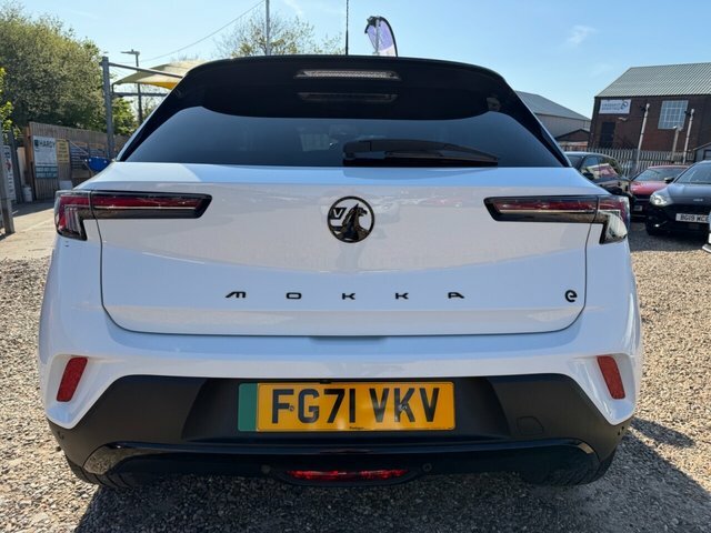 Vauxhall Mokka-e Sri Nav Premium Suv FG71VKV White #6