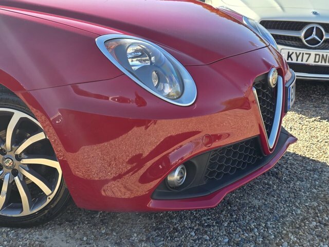 Alfa Romeo MiTo Tb Twinair Super Hatchback Red #2