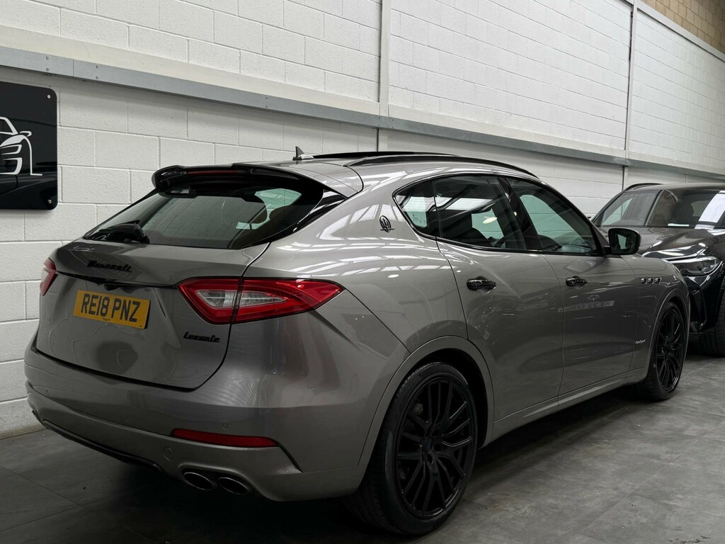 Maserati Levante S 4Wd Grey #6