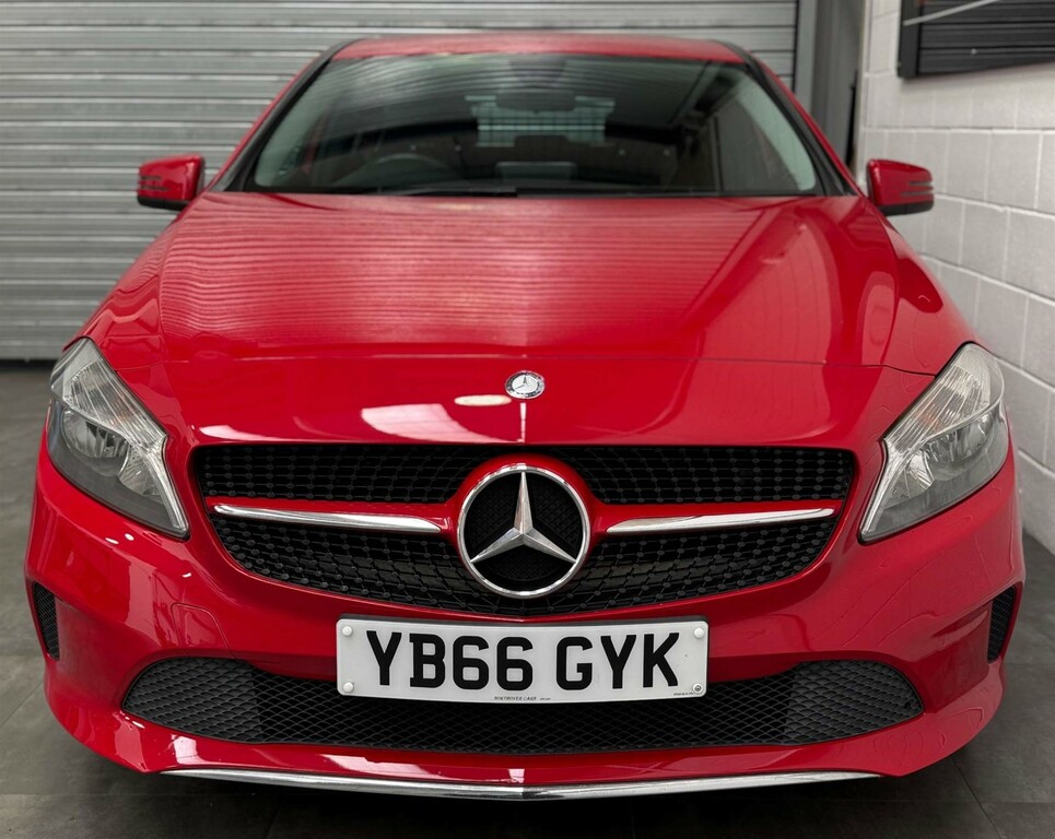 Mercedes-Benz A Class Se Auto YB66GYK Red #2