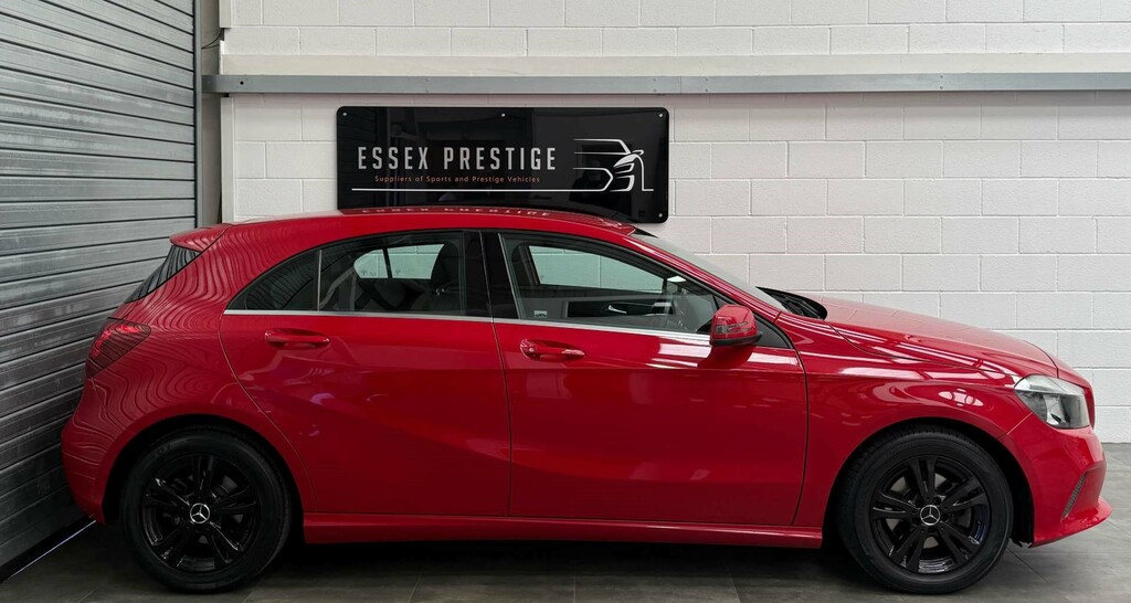Mercedes-Benz A Class Se Auto YB66GYK Red #4
