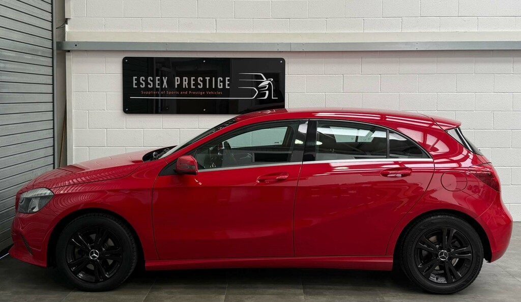 Mercedes-Benz A Class Se Auto YB66GYK Red #5