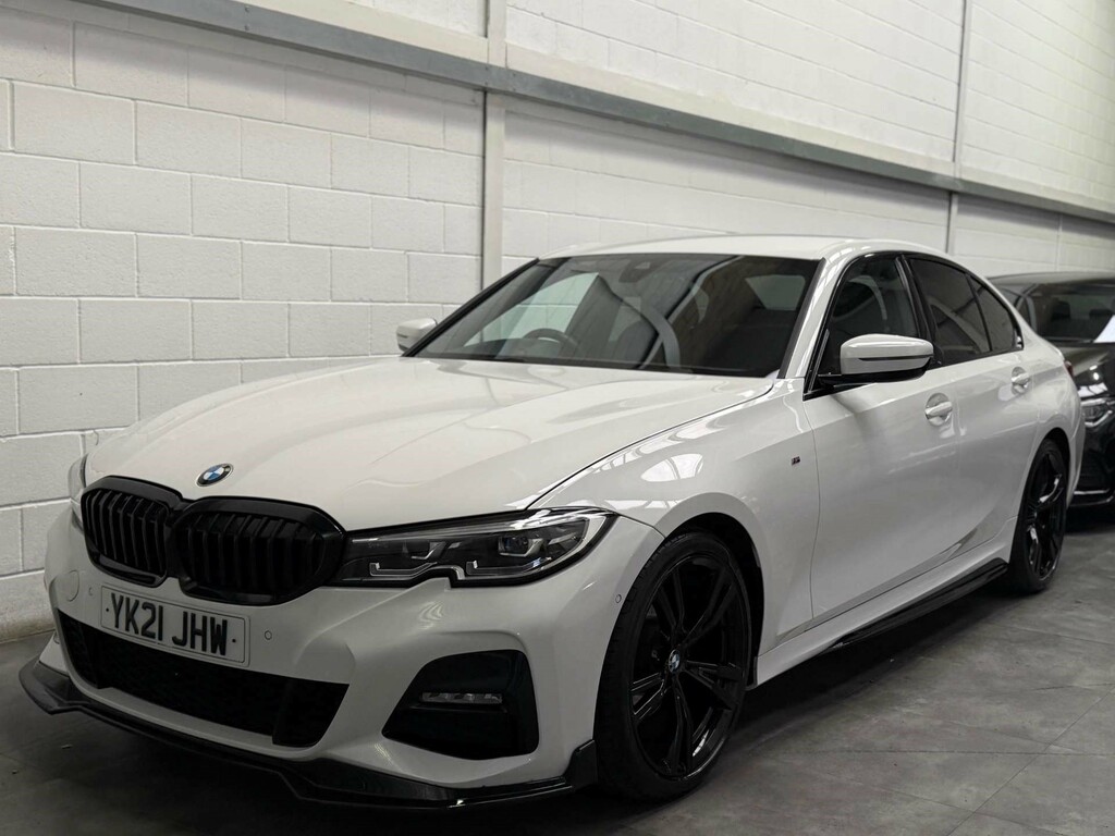 BMW 3 Series M Sport Mhev YK21JHW #3