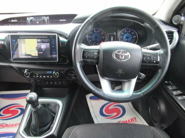 Toyota HILUX 2.4L Invincible JB04JEB Black #6