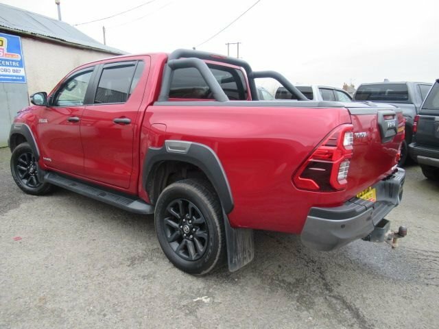 Toyota HILUX 2.8L Invincible X NV73YHW Red #2