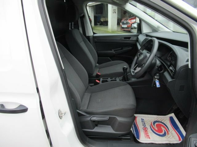 Volkswagen Caddy Maxi 2L Commerce 6Dr RE21ENO White #3