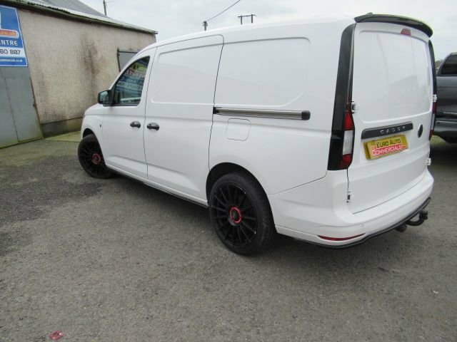 Volkswagen Caddy Maxi 2L Commerce 6Dr RE21ENO White #2