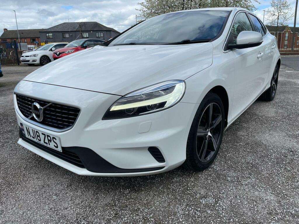 Volvo V40 Hatchback 2.0 D2 R-design Euro 6 Ss 20181 NJ18ZPS White #2