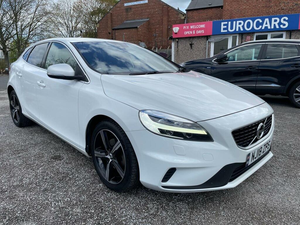 Volvo V40 Hatchback 2.0 D2 R-design Euro 6 Ss 20181 White